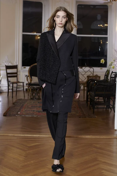 Look 7